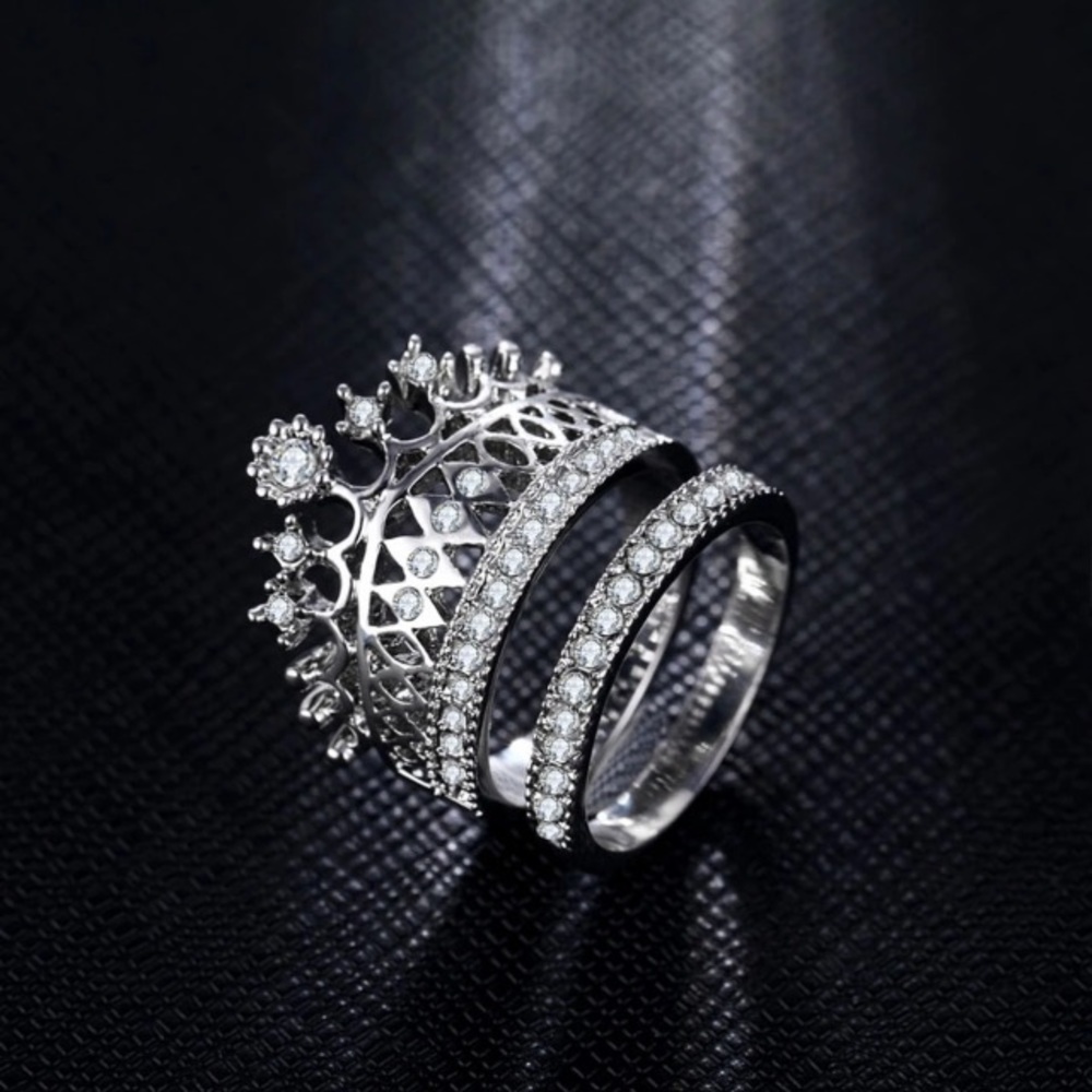 NEW!💙💎GORGEOUS! CROWN 👑 RING BAND SET!💎💎NICE! - Picture 6 of 8